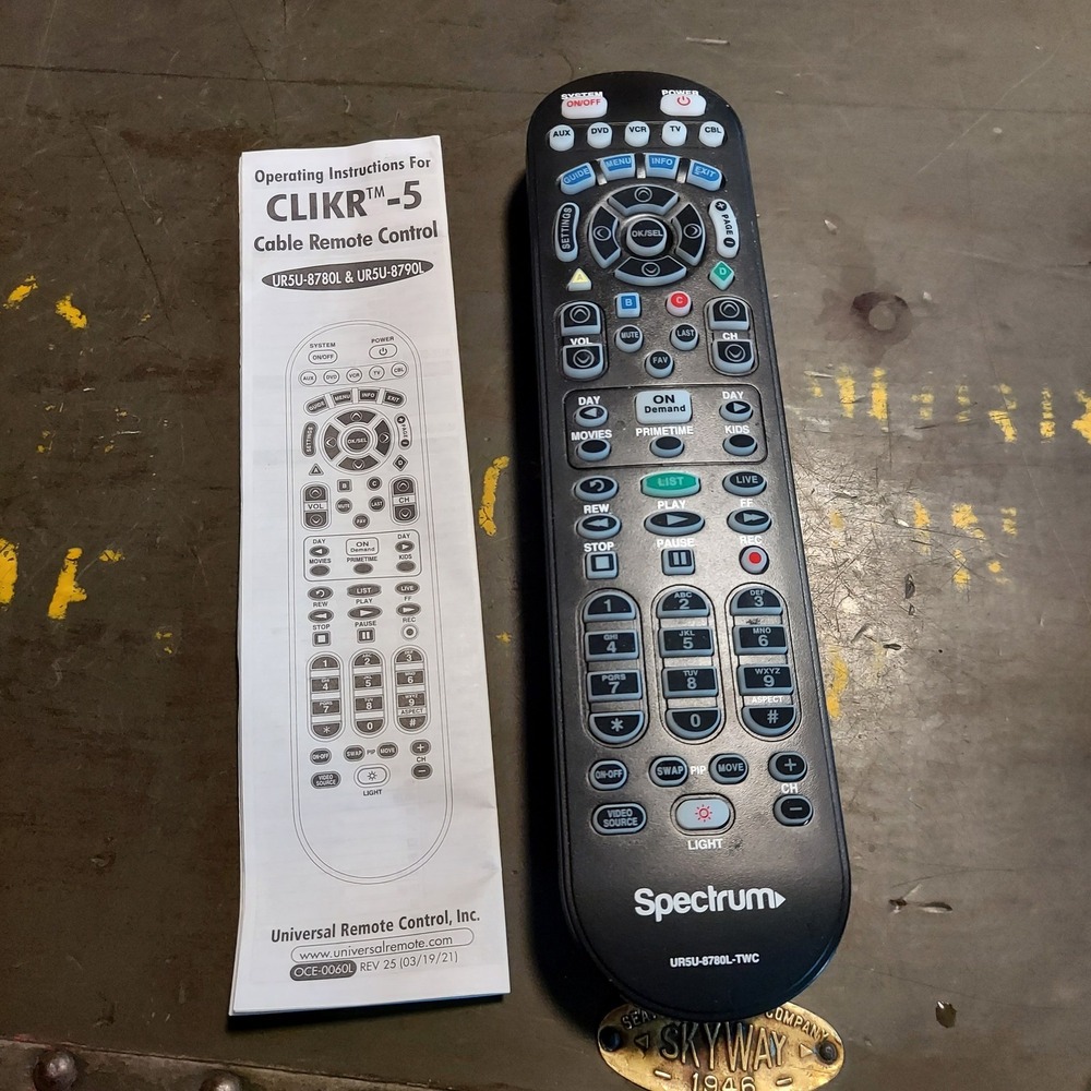 Spectrum CLIKR-5 Cable Remote Control UR5U-8780L-TWC Universal Backlit Black